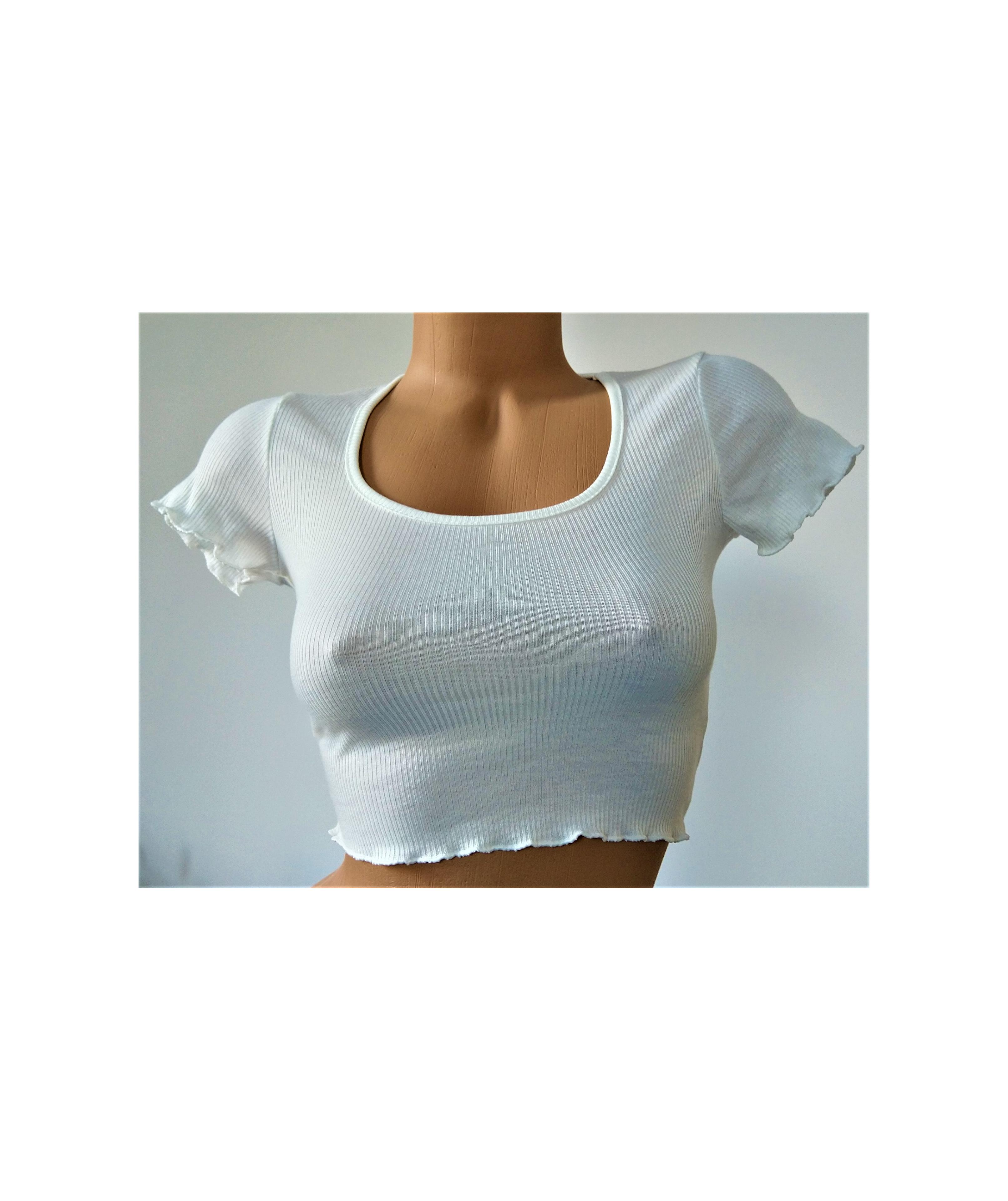 Bílý crop top