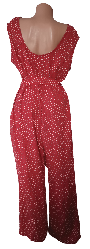 Krásný puntíkovaný overal VERO MODA